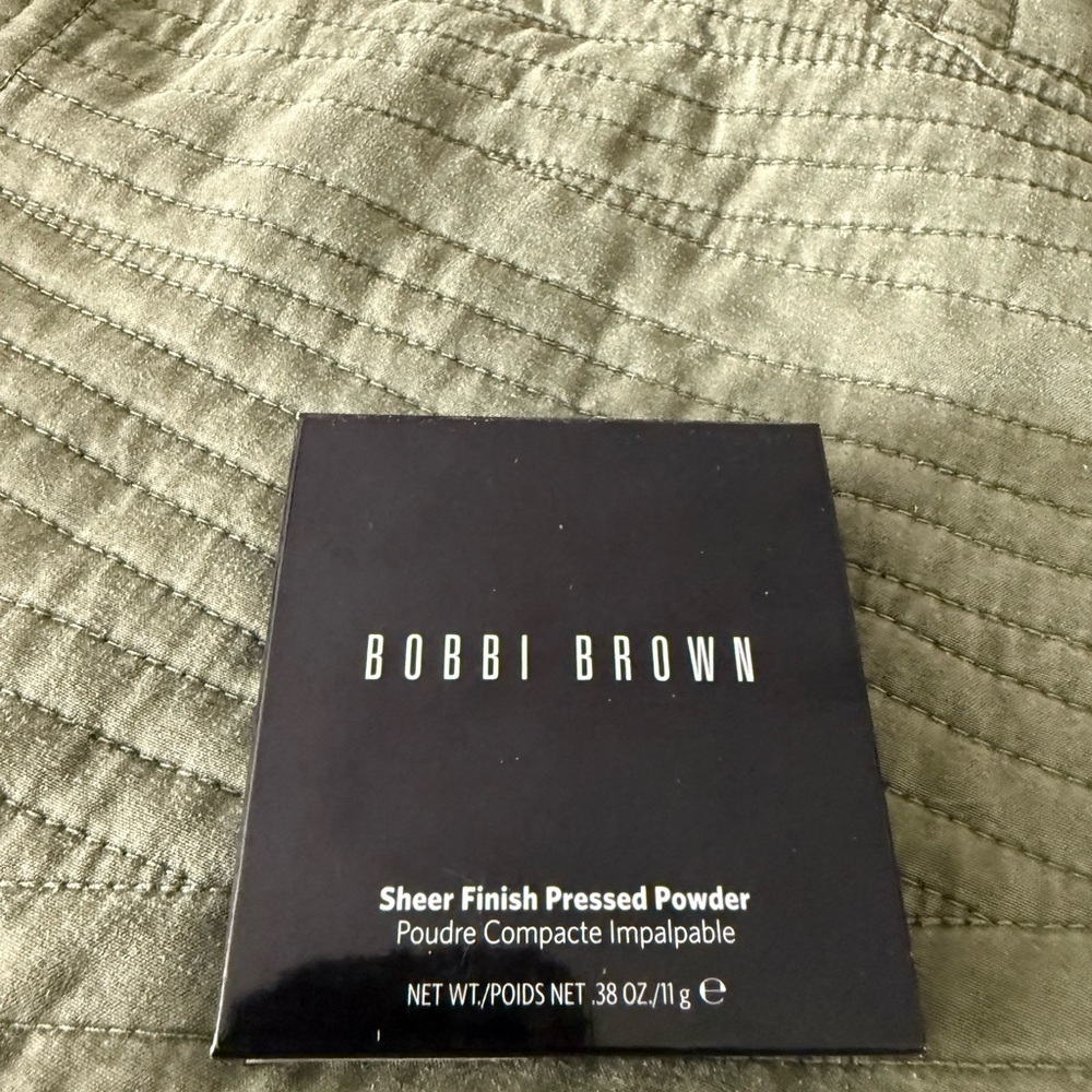 Bobbi Brown Soft Honey Compact
